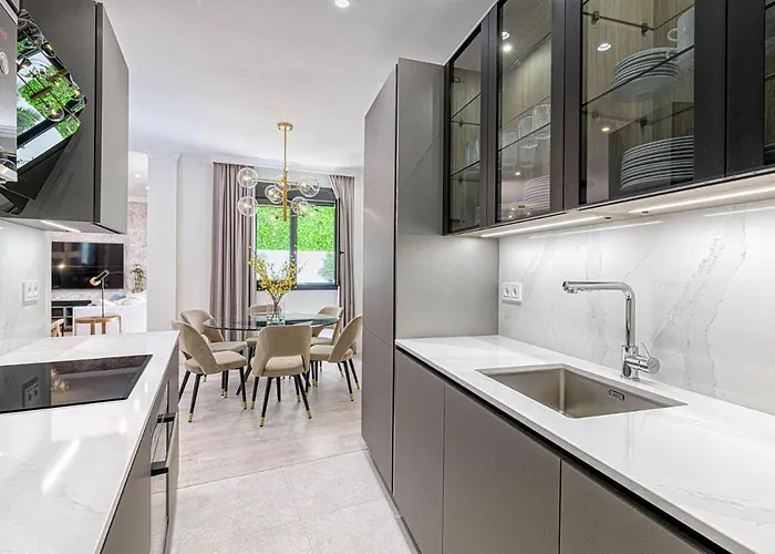 Cinteria In By Solaga Homes アパート